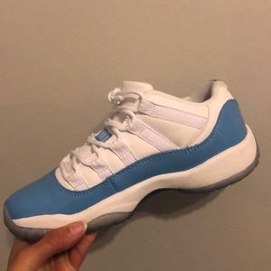 Air Jordan 11 Retro Low BG